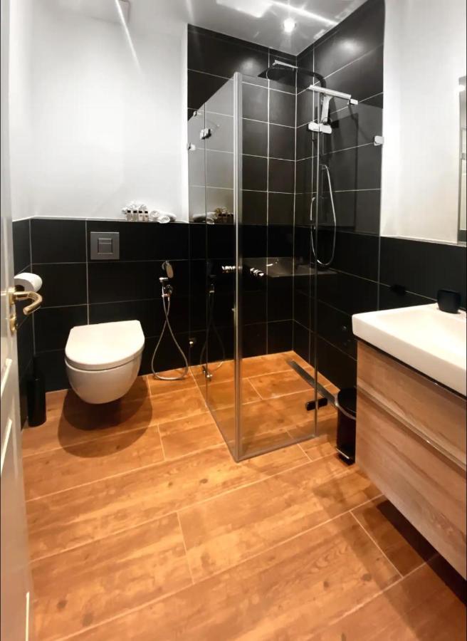 Arbio I Design Apart Near Deutsche Oper Berlin Ngoại thất bức ảnh